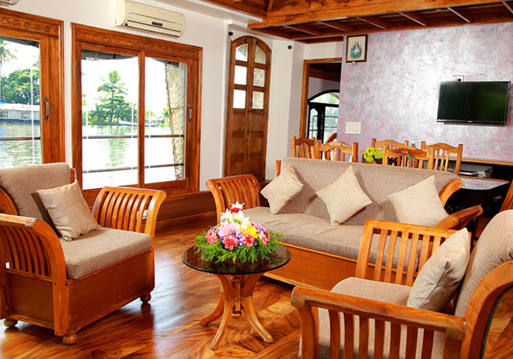 Backwater cruise Kerala